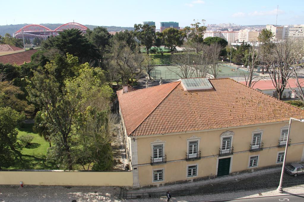 美丽公寓 - 靠近灯光体育场 Lisboa 外观 照片